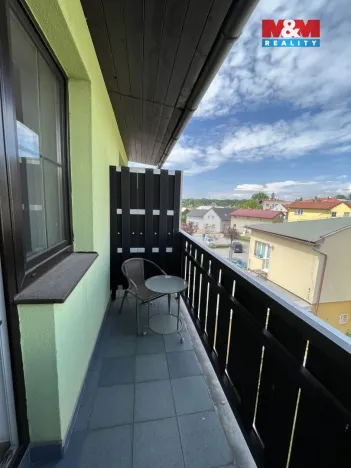 Pronájem bytu 1+kk, Brušperk, náměstí J. A. Komenského, 28 m2