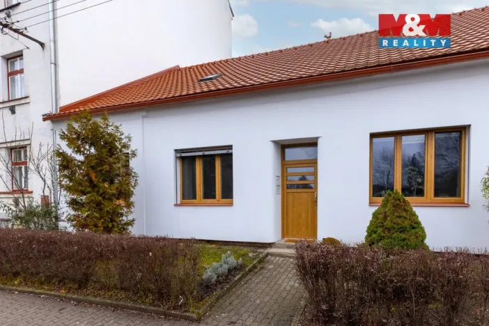 Pronájem rodinného domu, Pardubice - Bílé Předměstí, Husova, 70 m2