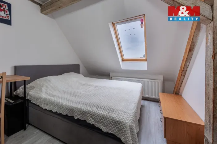 Prodej bytu 3+kk, Karlovy Vary - Rybáře, Borová, 43 m2