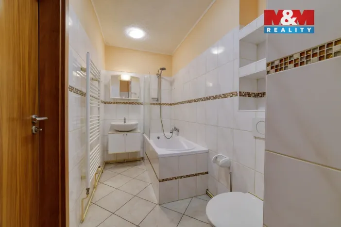 Prodej bytu 3+1, Aš, Kamenná, 61 m2