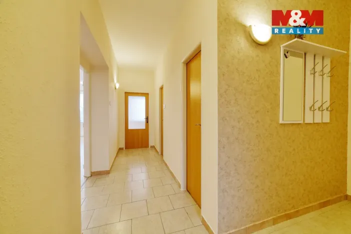 Pronájem bytu 3+1, Mariánské Lázně, Stavbařů, 105 m2