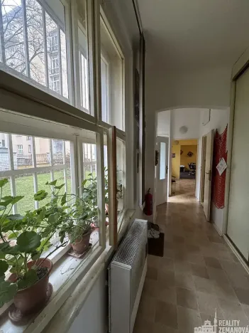 Pronájem kanceláře, Praha - Vinohrady, Korunní, 83 m2