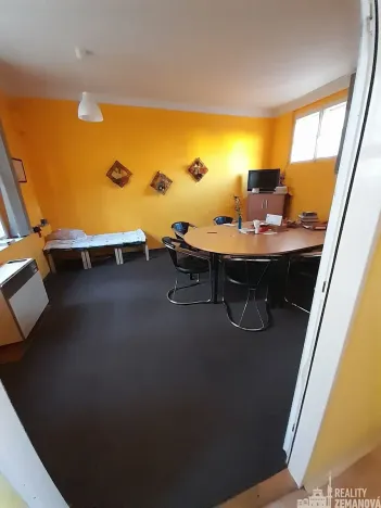 Pronájem kanceláře, Praha - Vinohrady, Korunní, 83 m2