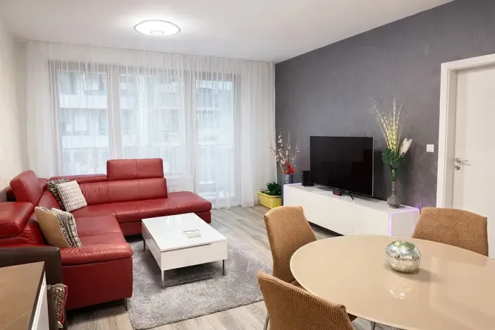 Prodej bytu 2+kk, Praha - Vysočany, Modrého, 53 m2