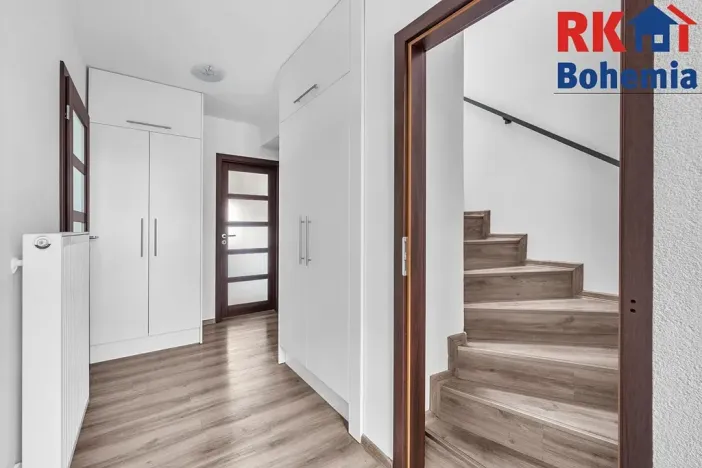 Prodej rodinného domu, Dobrovice, Československé armády, 210 m2