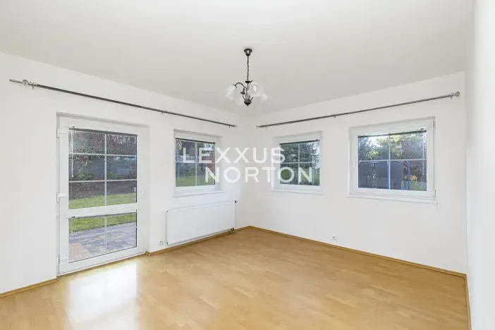 Pronájem rodinného domu, Praha - Nebušice, K vinicím, 251 m2