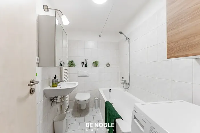 Prodej bytu 1+kk, Praha - Hlubočepy, Chlupáčova, 31 m2