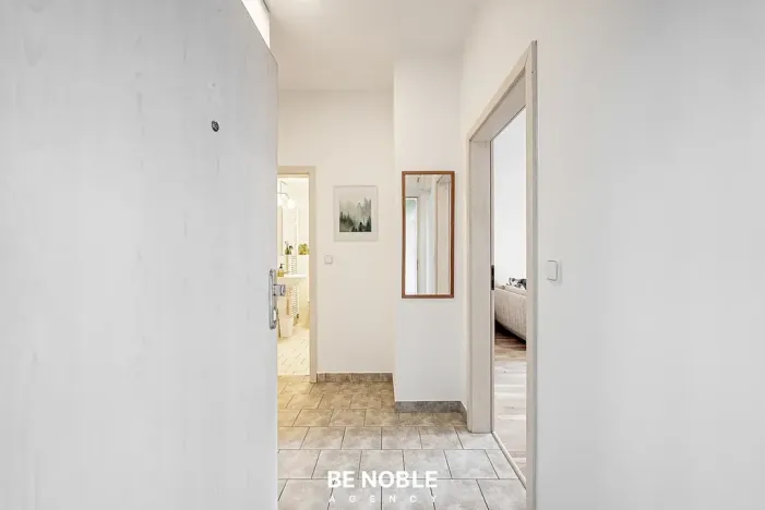 Prodej bytu 1+kk, Praha - Hlubočepy, Chlupáčova, 31 m2