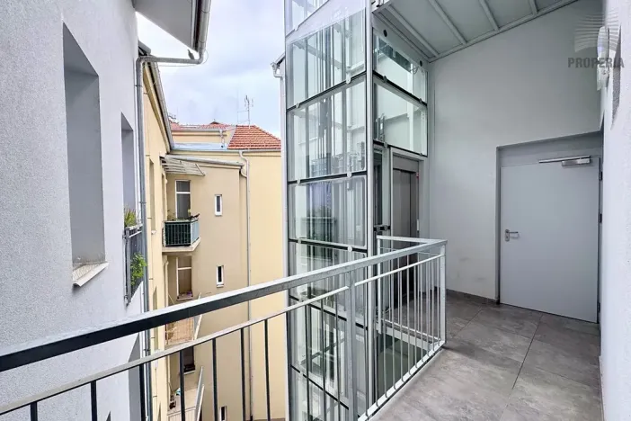 Pronájem bytu 2+kk, Brno, Stavební, 41 m2