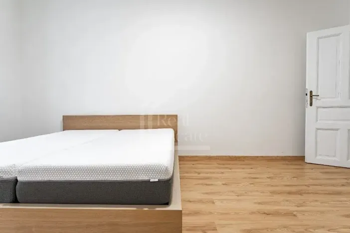 Pronájem bytu 1+1, Praha - Nusle, Oldřichova, 48 m2