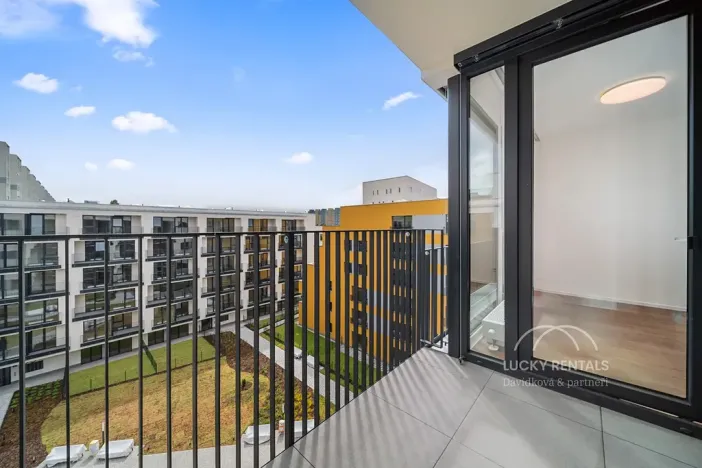 Pronájem bytu 1+kk, Praha - Chodov, Líbalova, 32 m2