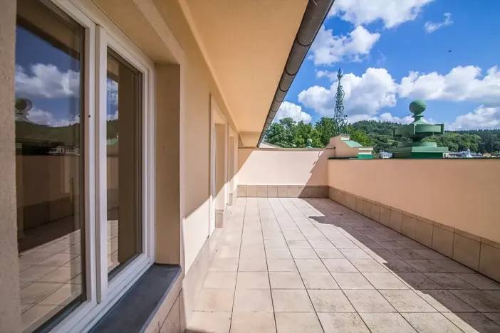 Prodej bytu 2+kk, Mariánské Lázně, Ruská, 53 m2