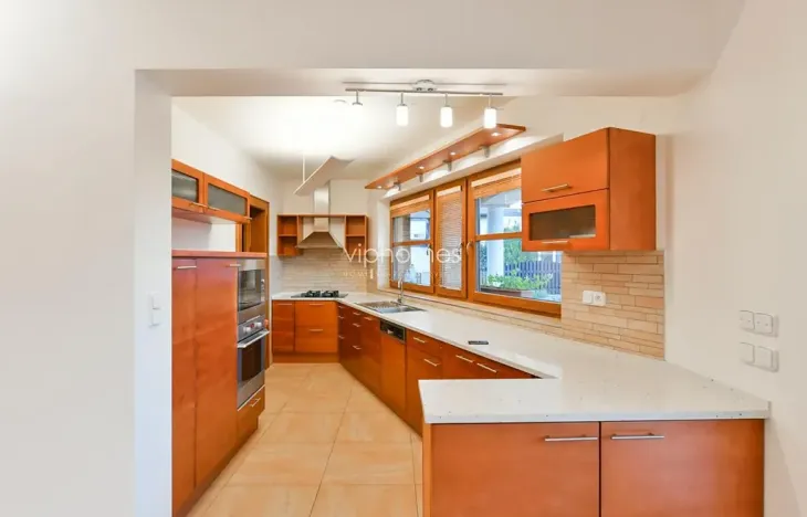 Pronájem rodinného domu, Praha - Břevnov, Rozdělovská, 360 m2