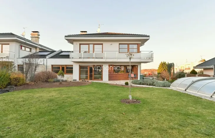 Pronájem rodinného domu, Praha - Břevnov, Rozdělovská, 360 m2