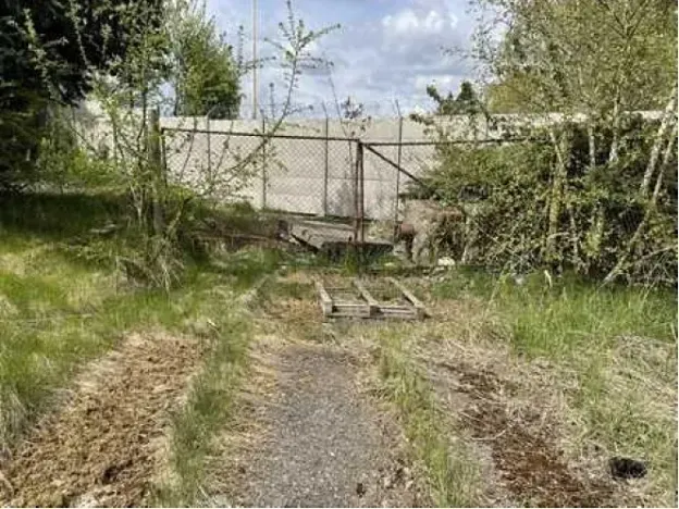 Dražba pozemku, Praha, 3834 m2