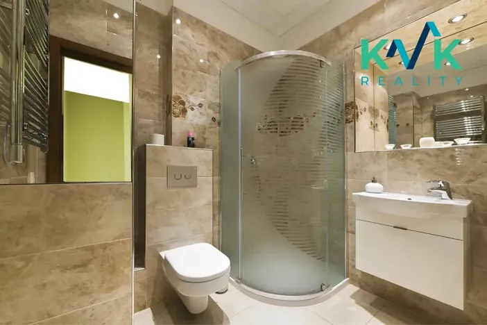 Prodej apartmánu, Karlovy Vary, K. Čapka, 593 m2