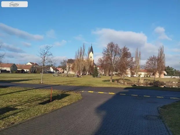 Prodej rodinného domu, Úherce, 160 m2