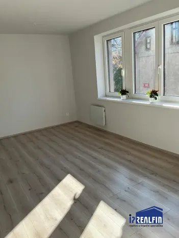 Prodej bytu 2+kk, Liberec, Červeného, 64 m2