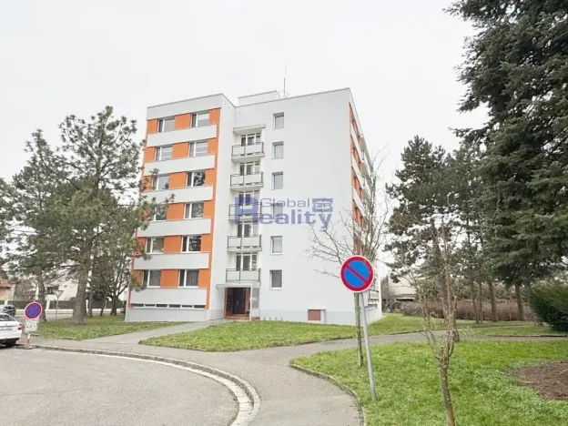 Prodej bytu 1+kk, Hradec Králové, Hradecká, 34 m2