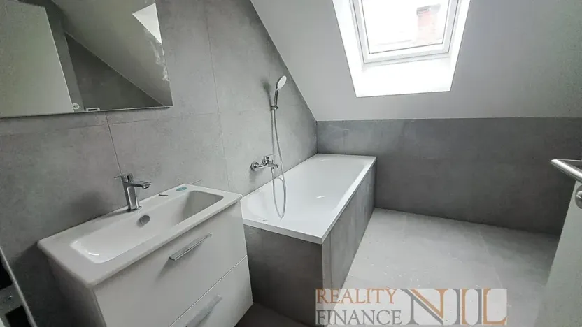 Pronájem bytu 2+kk, Plzeň, Prvomájová, 47 m2