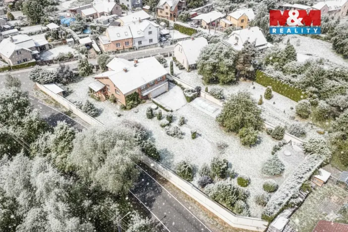 Prodej rodinného domu, Týnec nad Labem - Vinařice, 300 m2