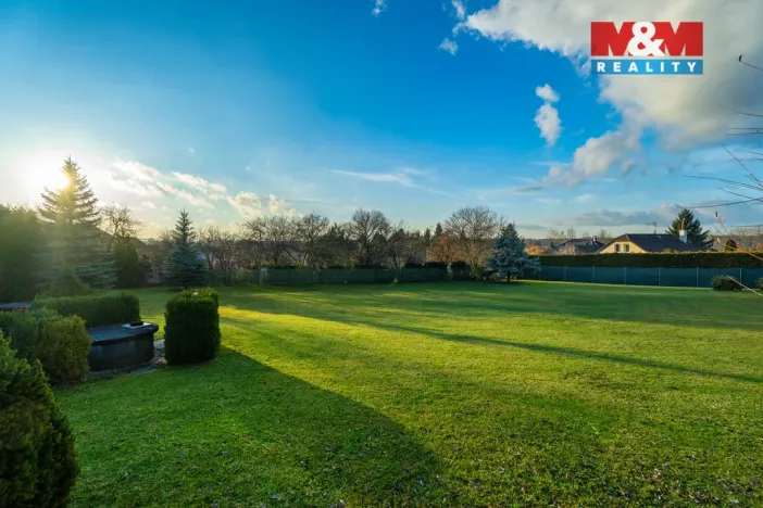 Prodej rodinného domu, Přerov nad Labem, 248 m2