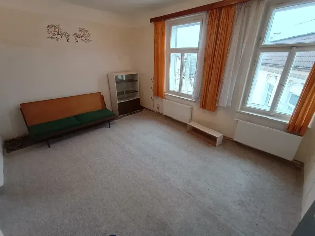 Pronájem vícegeneračního domu, Nepomuk, 280 m2