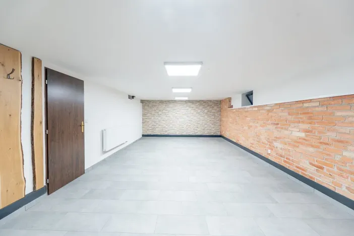 Prodej rodinného domu, Sluhy, 232 m2