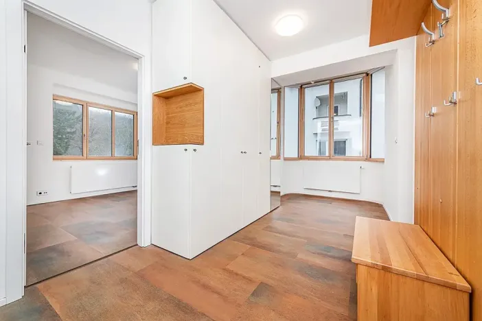 Pronájem bytu 3+kk, Husinec, Hlavní, 73 m2