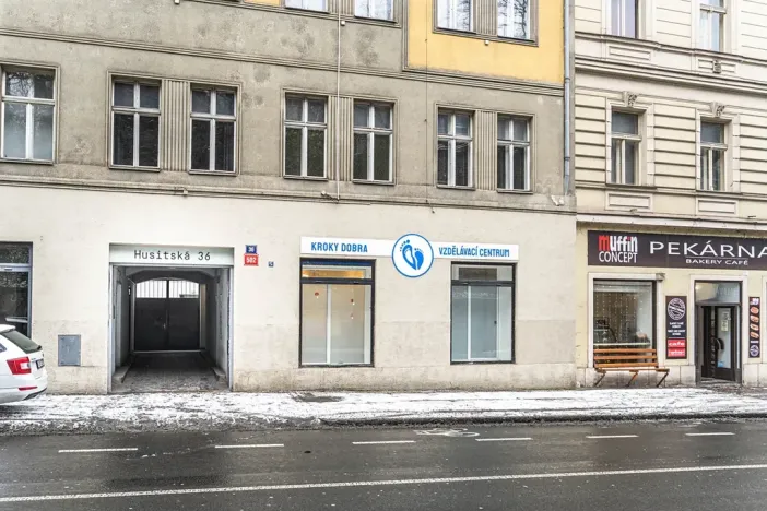 Pronájem obchodního prostoru, Praha - Žižkov, Husitská, 135 m2