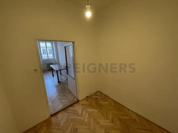 Pronájem bytu 2+kk, Hradec Králové, Velké náměstí, 60 m2