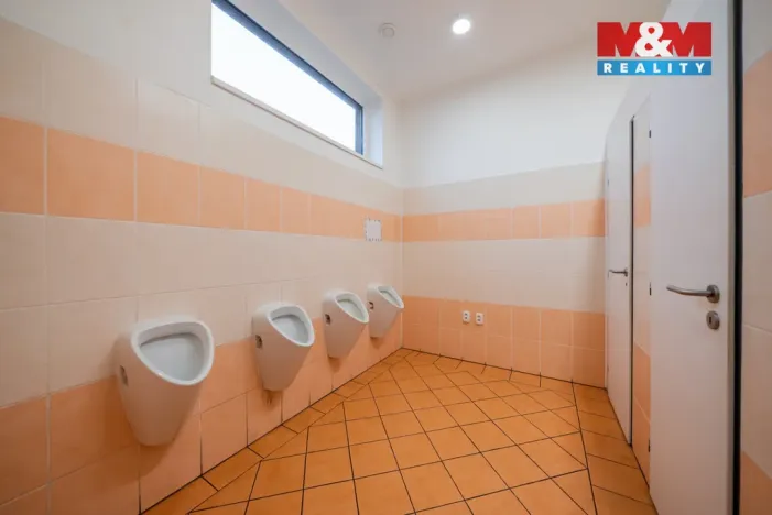 Pronájem restaurace, Olomouc - Nemilany, 600 m2