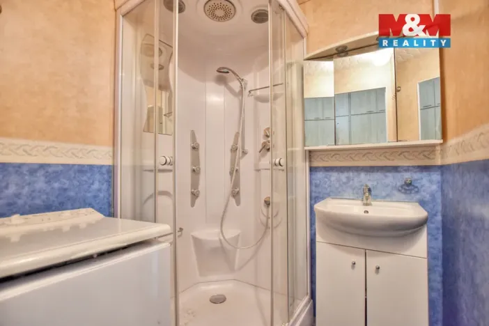 Pronájem bytu 2+1, Hradec Králové, Vysocká, 60 m2