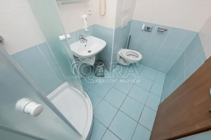 Pronájem bytu 1+kk, Praha - Miškovice, Bendlova, 25 m2