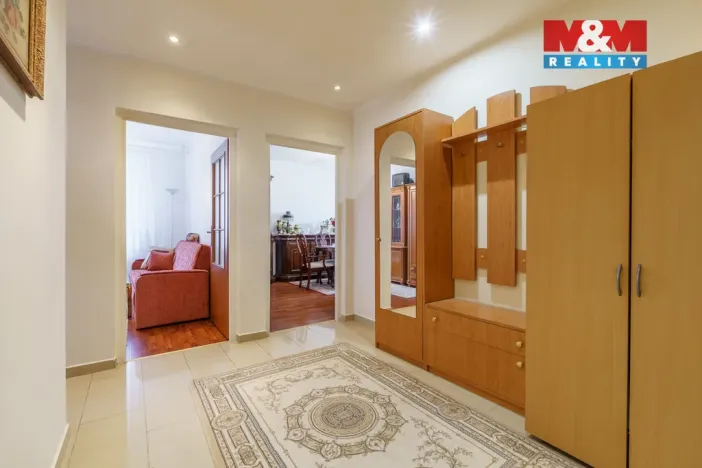 Prodej bytu 3+1, Chomutov, Pod Břízami, 61 m2