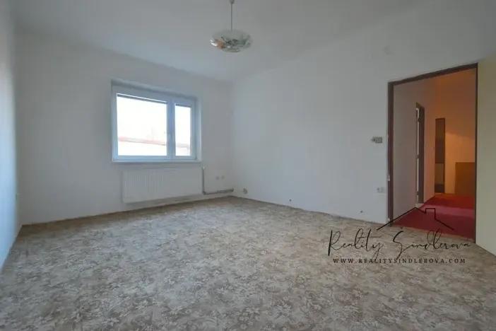 Prodej bytu 3+1, Chropyně, Hrad, 89 m2