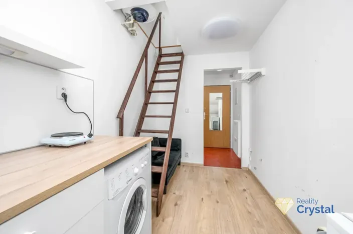 Prodej bytu 1+kk, Praha - Točná, náměstí Antonína Pecáka, 18 m2