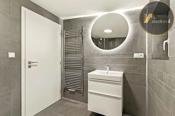 Pronájem bytu 2+kk, Jesenice, Do Potočin, 68 m2