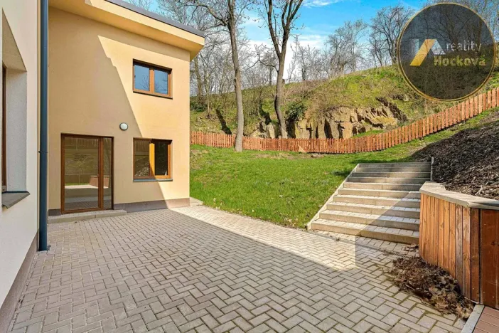 Pronájem bytu 2+1, Jesenice, Do Potočin, 83 m2