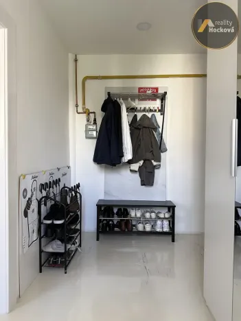 Pronájem bytu 2+kk, Praha - Vinohrady, Šrobárova, 49 m2