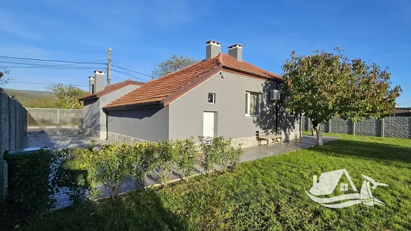 Prodej rodinného domu, Aytos, Bulharsko, 95 m2