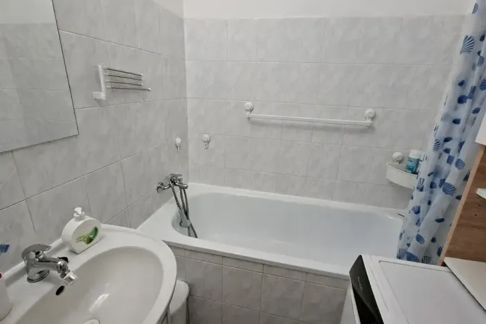 Prodej bytu 2+1, Milovice, Průběžná, 54 m2