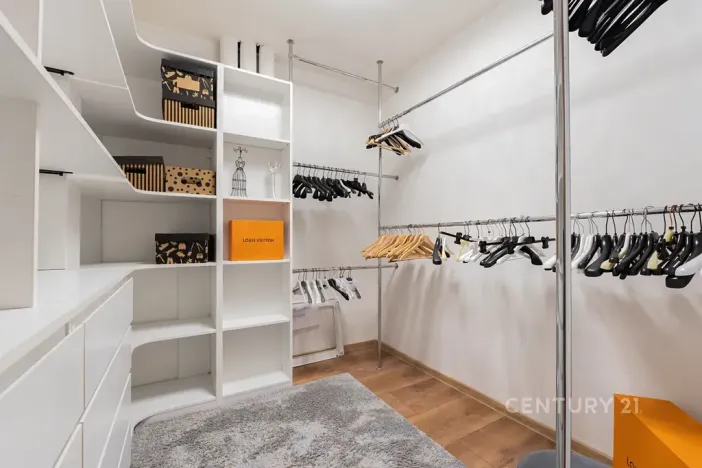 Prodej bytu 4+kk, Most, Česká, 97 m2