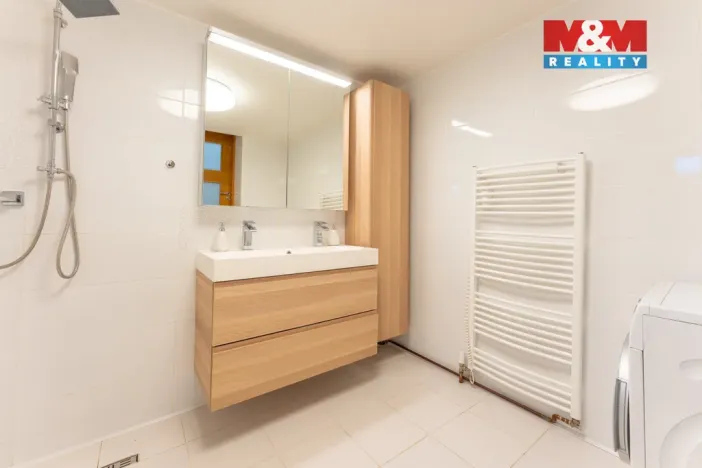 Prodej vinného sklepa, Velké Bílovice, Svatovavřinecká, 188 m2