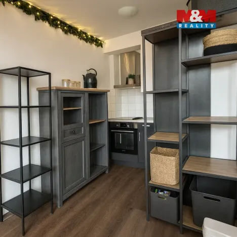 Pronájem bytu 2+kk, Praha - Čakovice, Bermanova, 54 m2