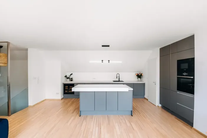 Prodej bytu 2+kk, Praha, Bořivojova, 101 m2