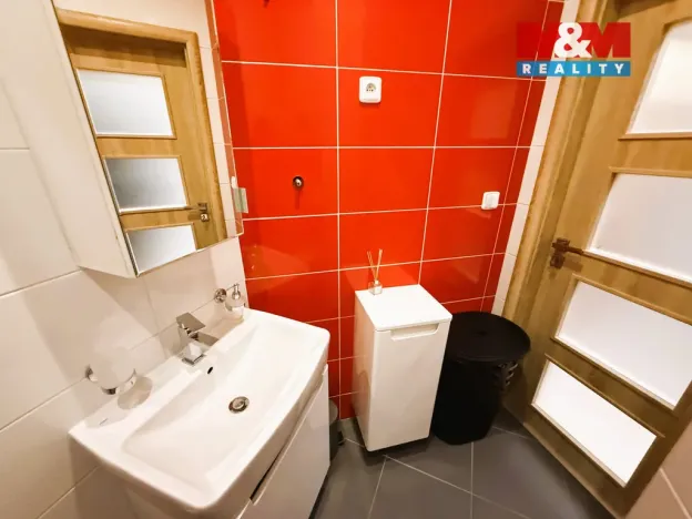 Pronájem bytu 2+kk, Jablonec nad Nisou, Máchova, 50 m2