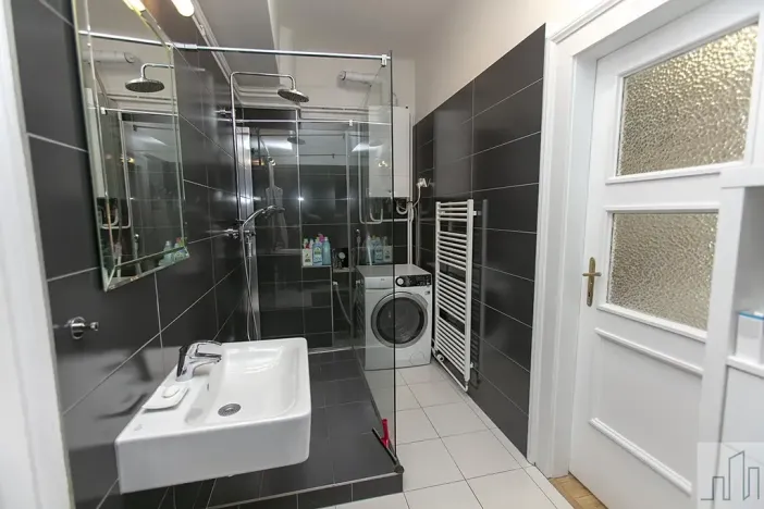 Prodej bytu 3+1, Praha - Žižkov, Koldínova, 86 m2