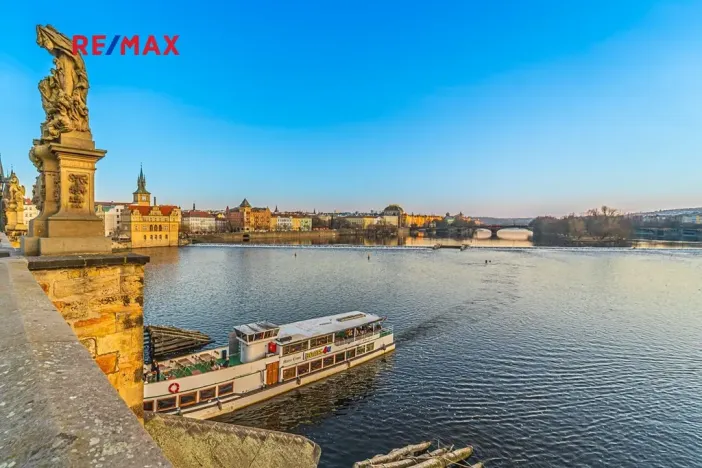 Prodej bytu 2+1, Praha - Staré Město, Náprstkova, 42 m2