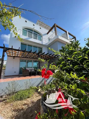 Prodej bytu 2+1, Agios Amvrosios Keryneias, Kypr, 75 m2